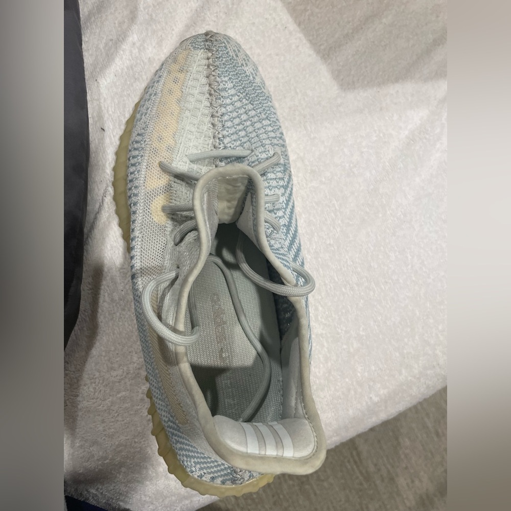 I just got these adidas Yeezy boost 350s. But they do not fit me.